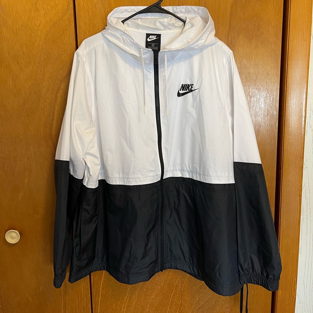 Women’s 2X Windbreaker